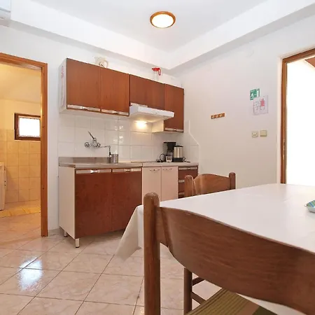 Fuer 3 Personen Ca 30 Qm In Fazana, Istrien Istrische Riviera Fazana