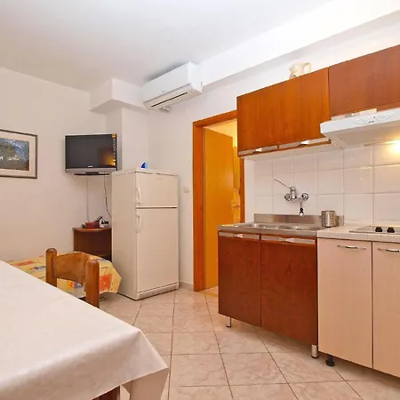 Fuer 3 Personen Ca 30 Qm In Fazana, Istrien Istrische Riviera Apartment Fazana